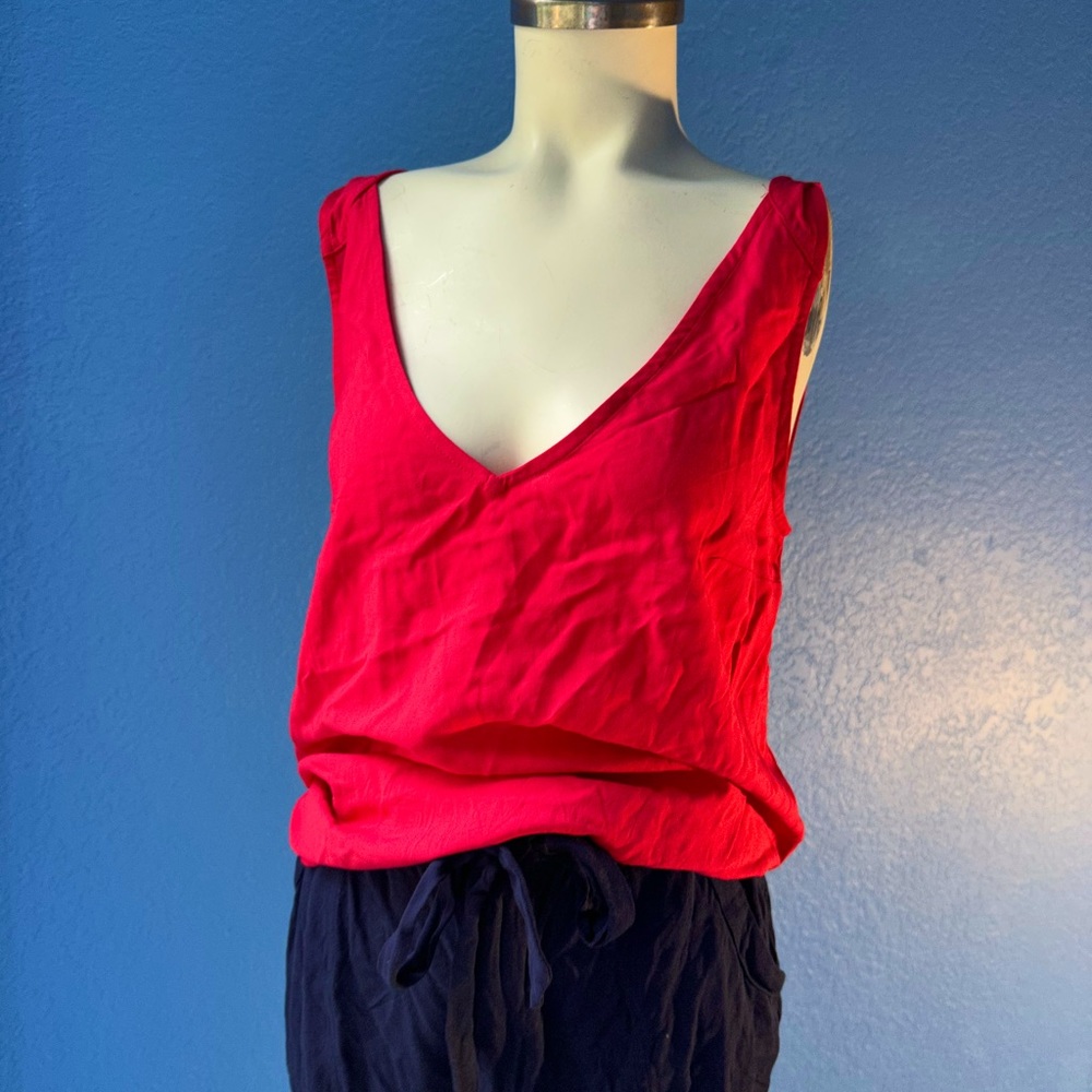 ModCloth deep v red sleeveless blouse, size small